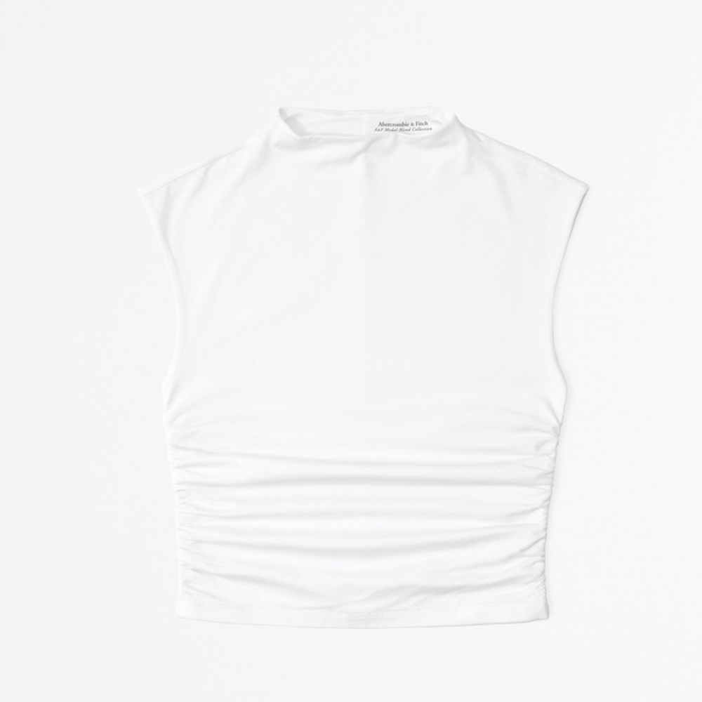 NWT. Abercrombie & Fitch White The A&F Paloma Top.
